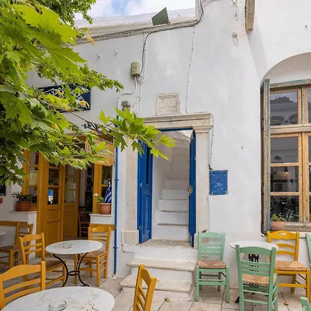 Platanos Cycladic House * Pánormos