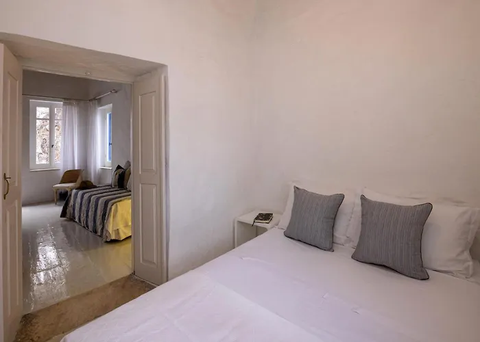 Casa de Férias Platanos Cycladic House