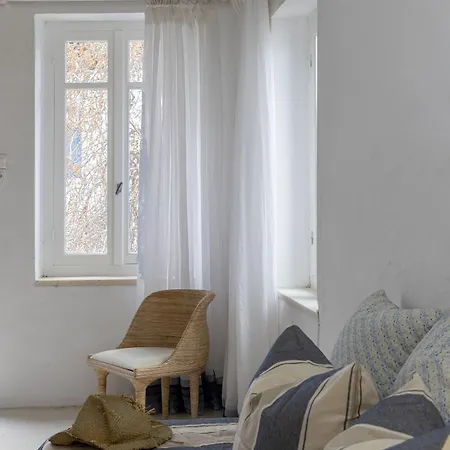 Holiday home Platanos Cycladic House
